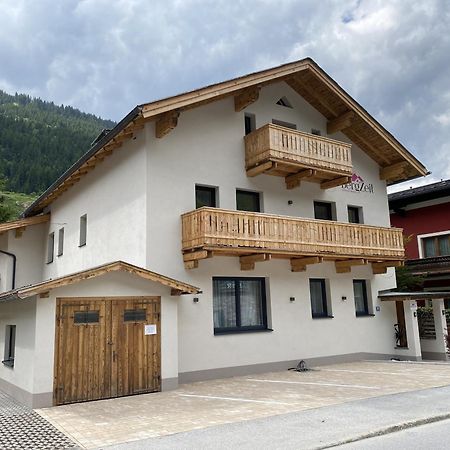 Bergzeit Appartments Bad Gastein Exteriör bild